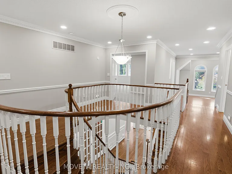 30 Briardale Pl — Photo 35