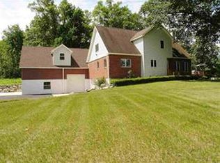 22 Crescent Ter, Cohoes, NY 12047