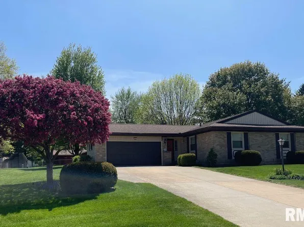 441 Circle Dr, Kewanee, IL 61443