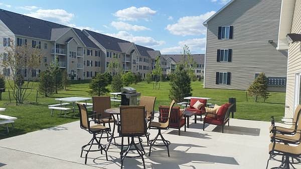 1st image of 142 Helle Blvd APT 207