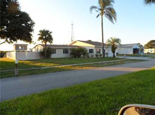 868 Schumann Dr, Sebastian, FL 32958