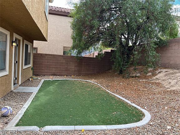 5th image of 4793 Frankfurt Ct