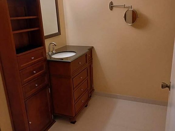 5th image of 129 Reserve Cir APT 101
