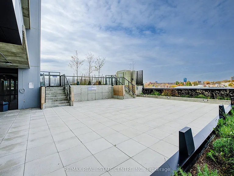 108 Garment St #810 — Photo 21