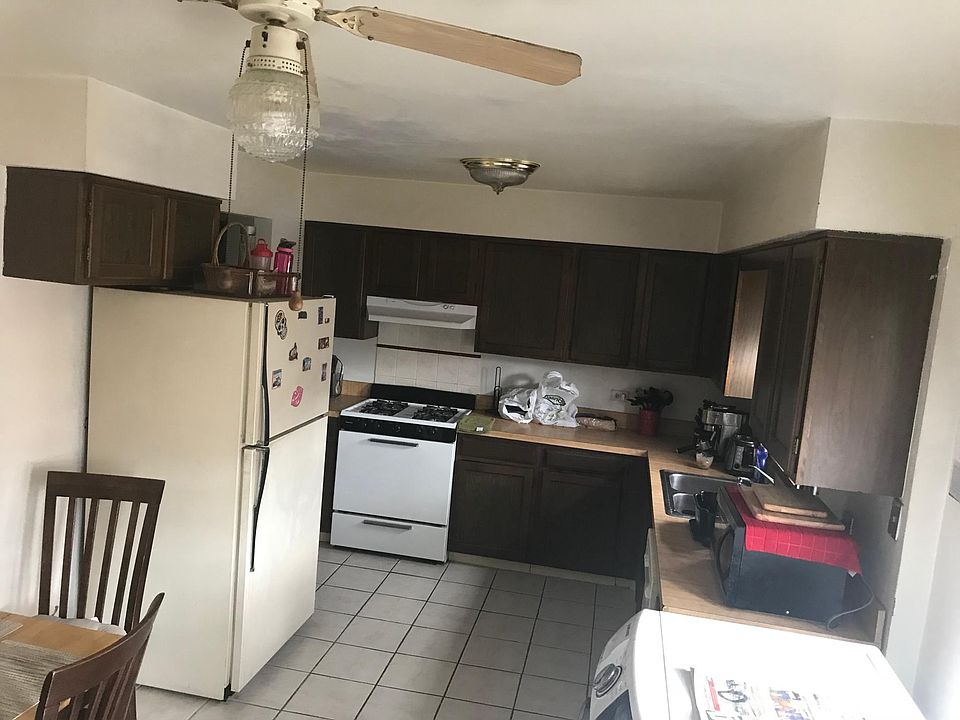 1st image of 10106 Devon Ct APT 3