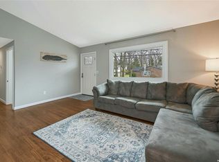 91 New York Ave, Sound Beach, NY 11789