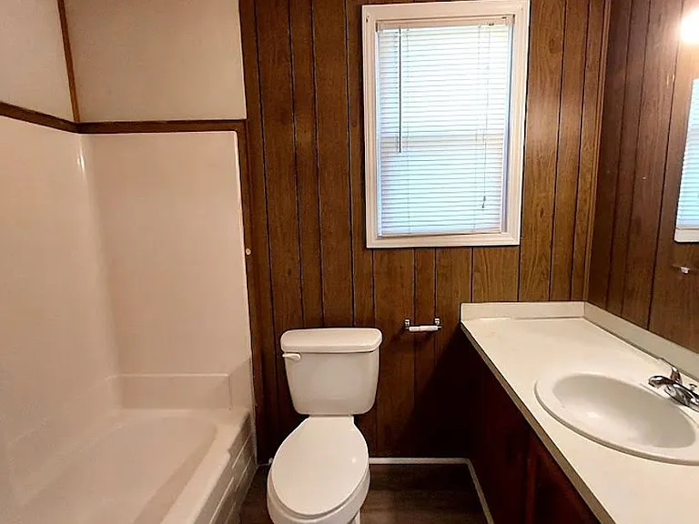 305 Club Rd — Photo 13