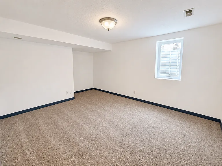 721 NE 6th St #721 — Photo 7