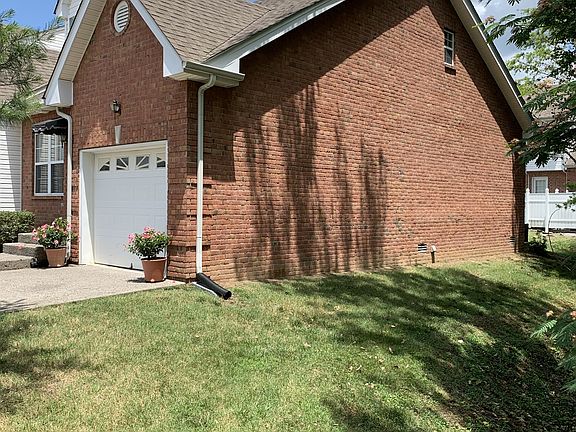 2nd image of 2120 Lebanon Pike APT 89