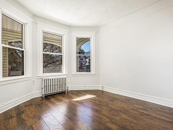 2nd image of 10 Dwight St