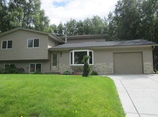 310 High View Dr, Anchorage, AK 99515