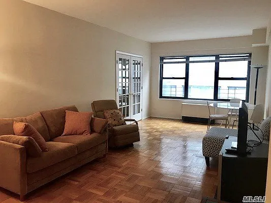 Sold by Laffey Real Estate | media 10