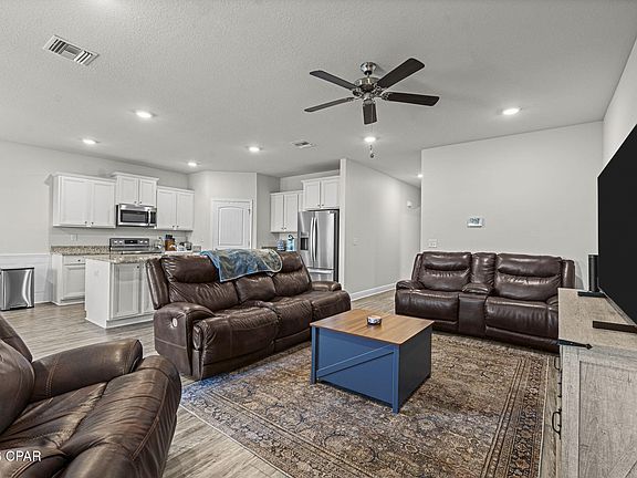 4th image of 758 Cason Cir