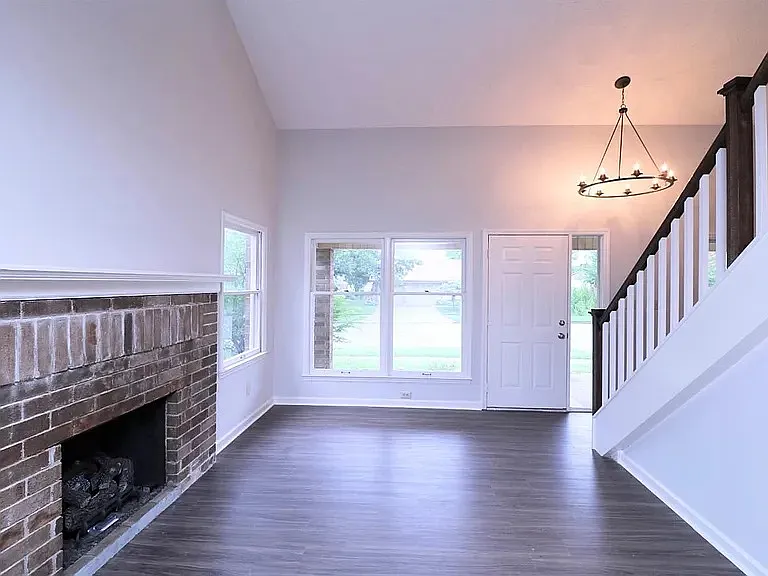 333 Squires Rd — Photo 9