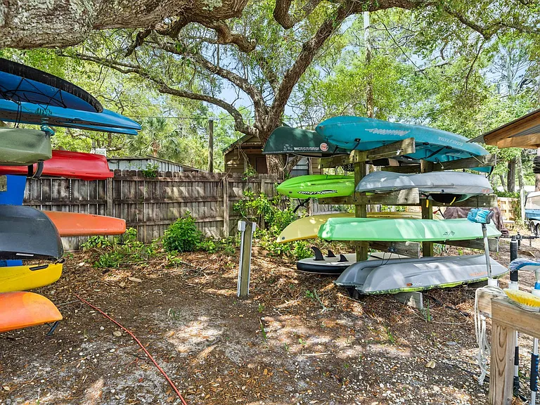 364 Carson Oaks Ln — Photo 53