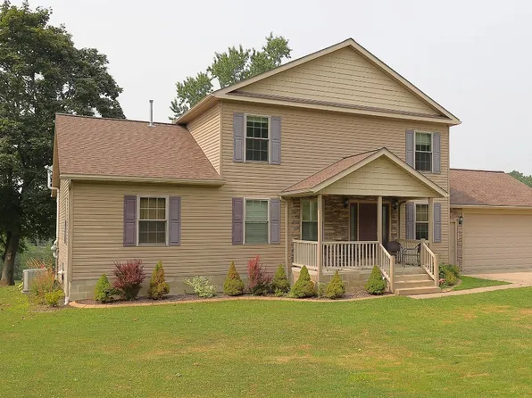 2933 Hershey Rd, Erie, PA 16509