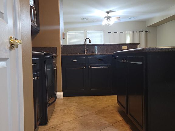4th image of 2405 W St. Catherine Ave Avenue