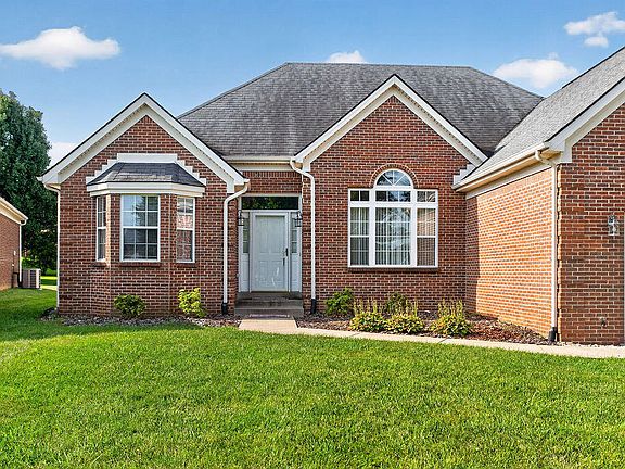 5th image of 661 Mannington Pl