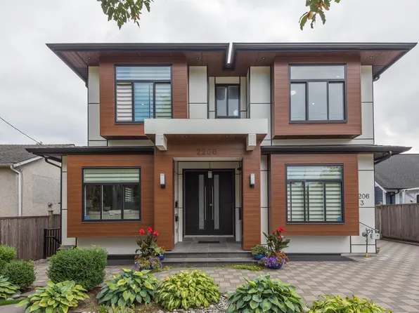 2206 London St, New Westminster, BC V3M 3G2