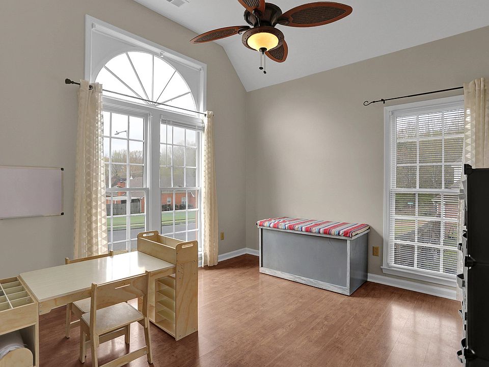 8836 Doveland Dr, Cordova, TN 38018 | MLS #10218548 | Zillow