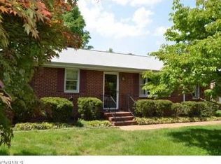 8200 Oak St, Mechanicsville, VA 23111