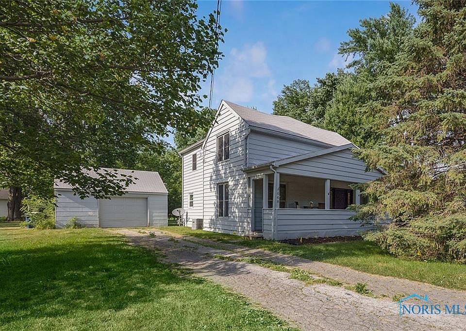 1st image of 648 Conneaut Ave
