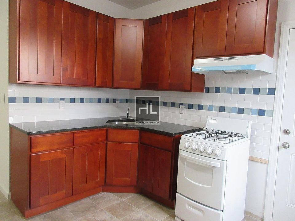 1st image of 2807 8th St APT 2