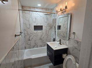 2470 E 28th St FLOOR 1, Brooklyn, NY 11235