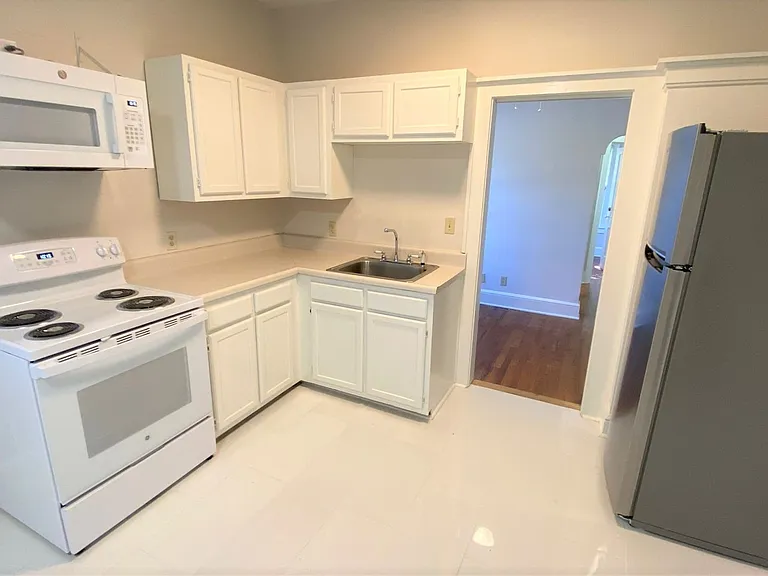322 Beard St #1 — Photo 6