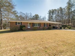 17 39th Ave, Phenix City, AL 36869