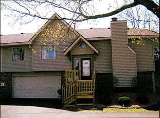 4560 Galtier St, Shoreview, MN 55126