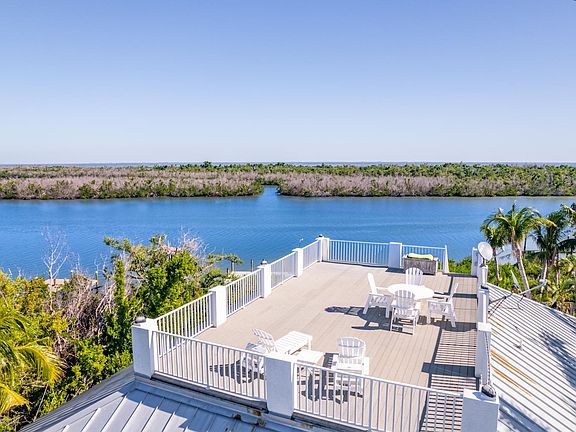 4th image of 16211 Captiva Dr