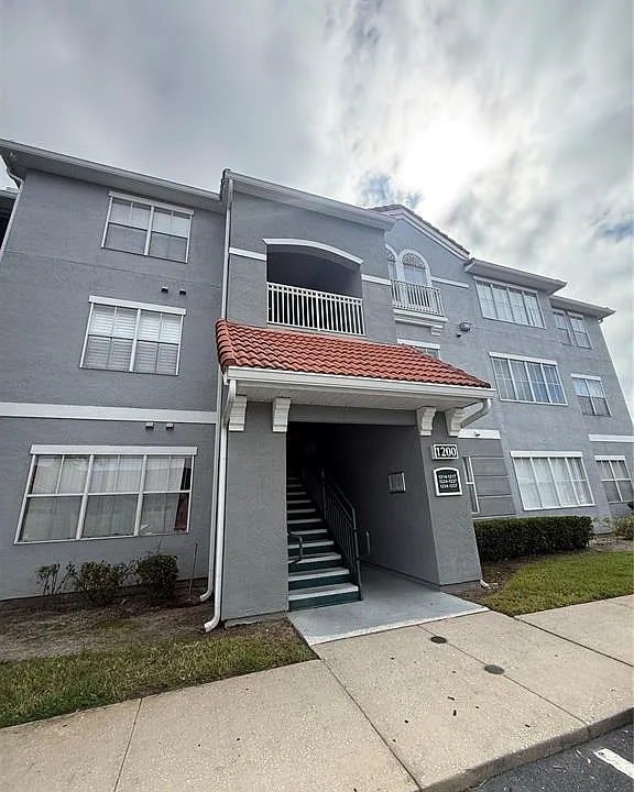 18001 Richmond Place Dr #1236