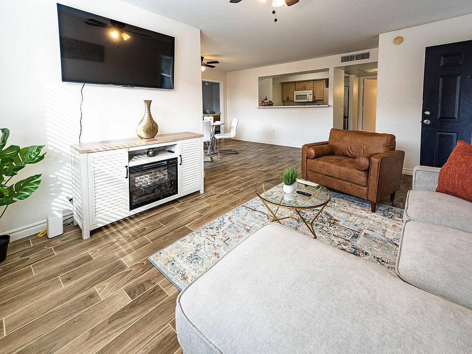 2nd image of 555 E Silverado Ranch Blvd Unit 1063