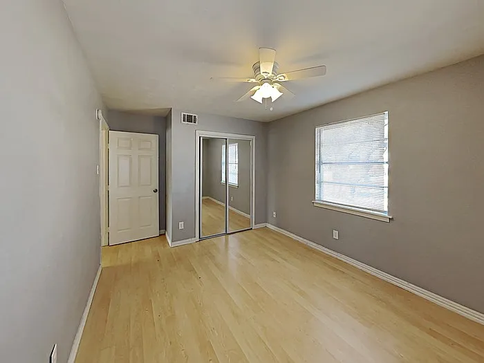 4731 Bedford Dr — Photo 14