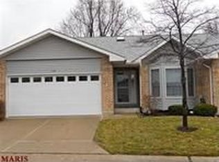 402 Parc Forest Trl, Saint Charles, MO 63303