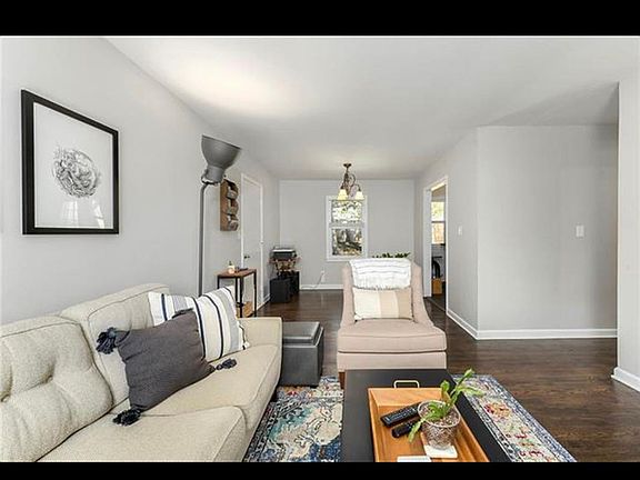 5th image of 8100 W 85th Ter