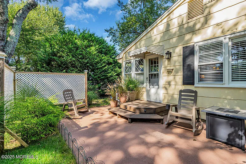 Thumbnail 13