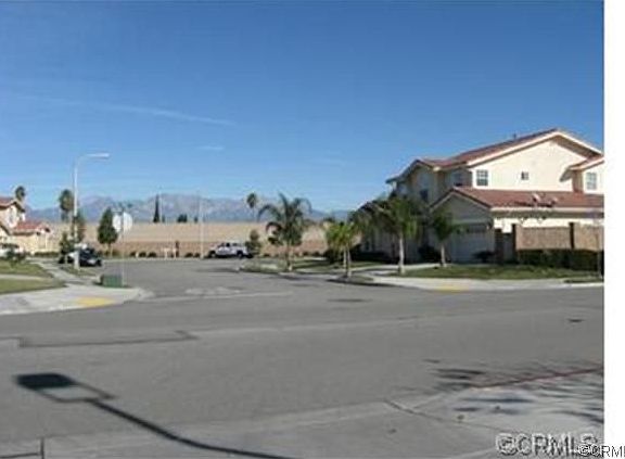 2nd image of 15289 Banbury Ct