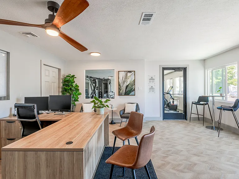 Valley Apartments — Photo 25