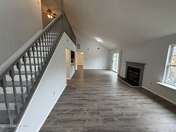 5th image of 6 Nashville Ct