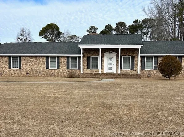 102 Kyle St, Lumberton, NC 28360