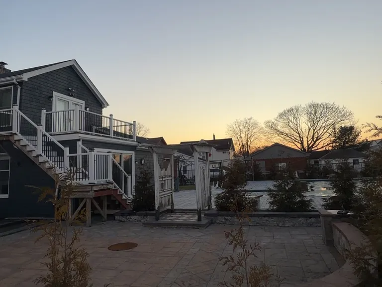 29 Edwards St — Photo 27
