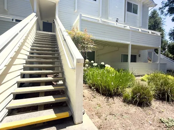 41 Grandview St APT 805, Santa Cruz, CA 95060
