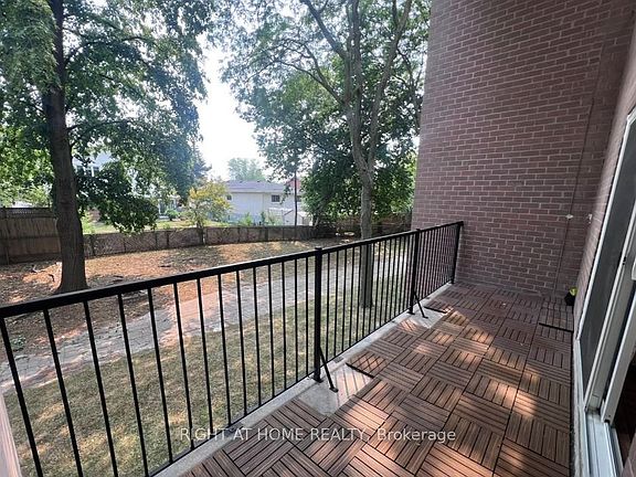 4th image of 165 Cherokee Blvd #149