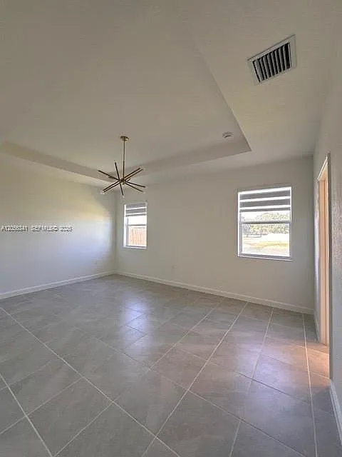 3 bed, 2500 sqft, $3,100 — Photo 4