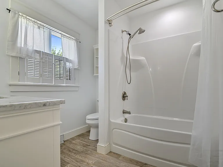 19 Elm Ter — Photo 12