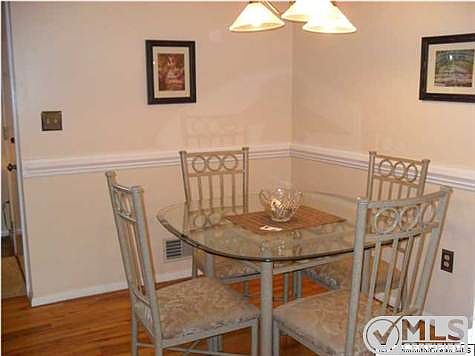 5th image of 3403 Bridge Ave APT 14