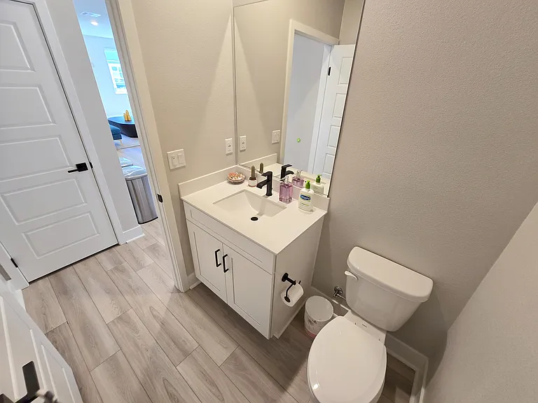 1488 W Sunrise Ln — Photo 27