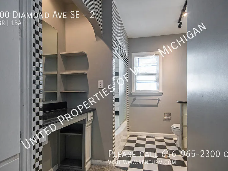100 Diamond Ave SE #2 — Photo 9